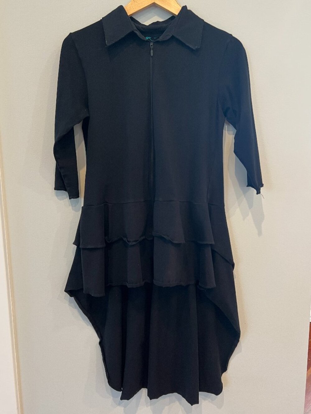 Agabhumi Black Ruffle Zip Front Tunic Dress Jacket – Designer Layering Piece - L